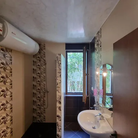 Apartments Primorsko 3* פרימורסקו