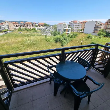 Apartments Primorsko 3* Primorsko